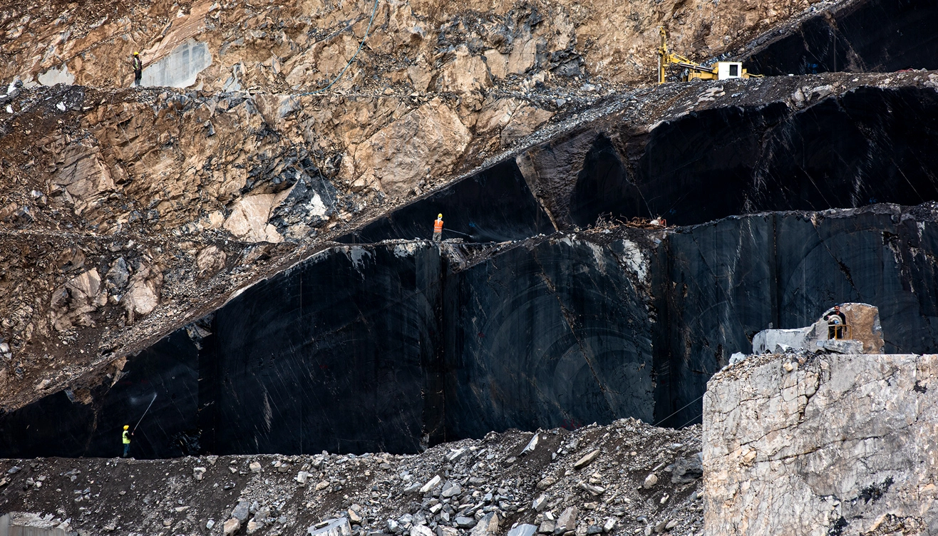 About Us — TURCZECH natural stone extraction in Turkey